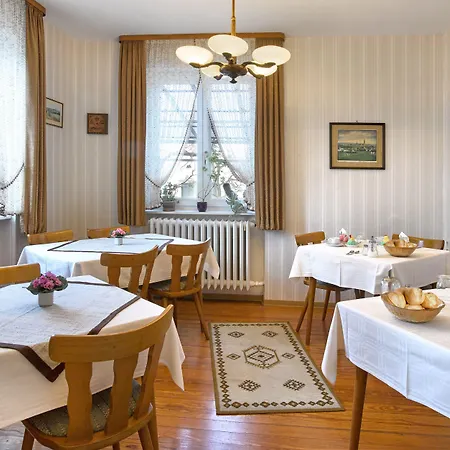 Pension Haus am Walde Brodenbach, Mosel-2